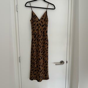 Brand New Jodi V Neck slip on dress